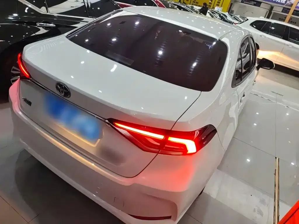 Toyota Corolla 2021 из CN, фото 7