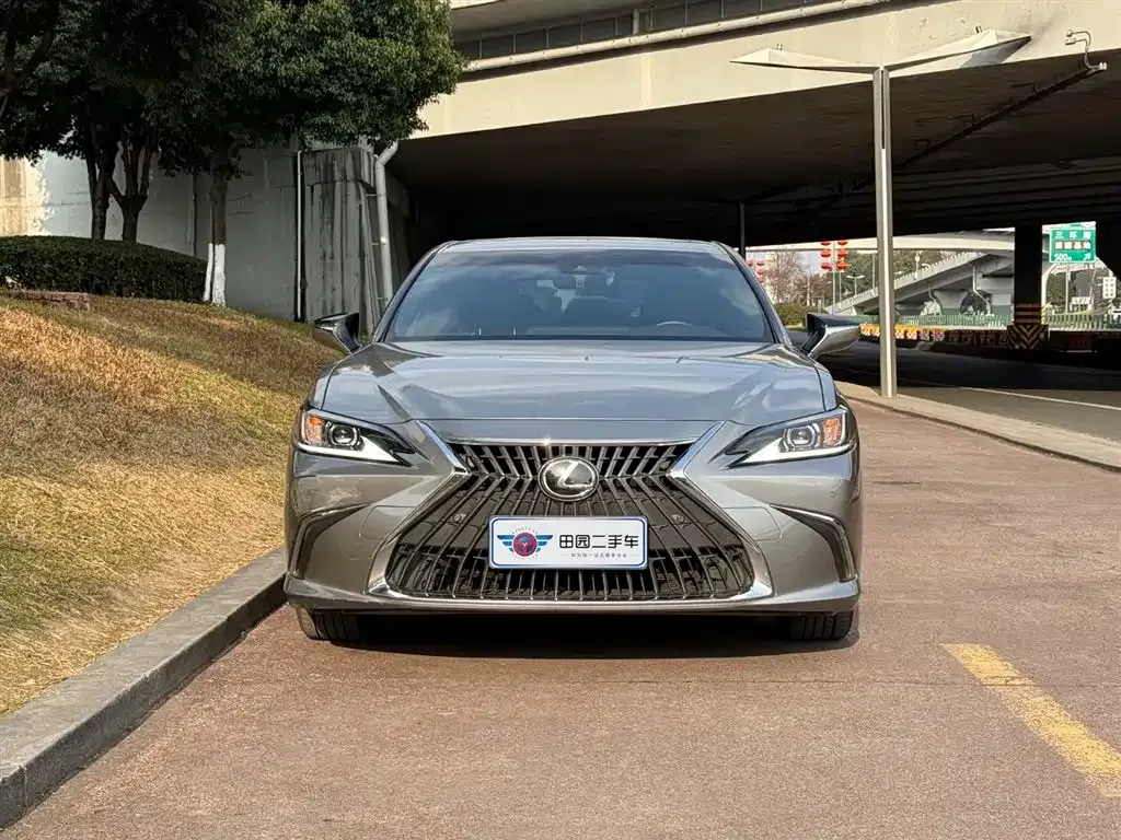 Lexus ES 2024 из CN, фото 5
