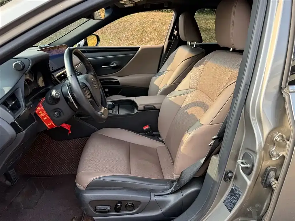 Lexus ES 2024 из CN, фото 4