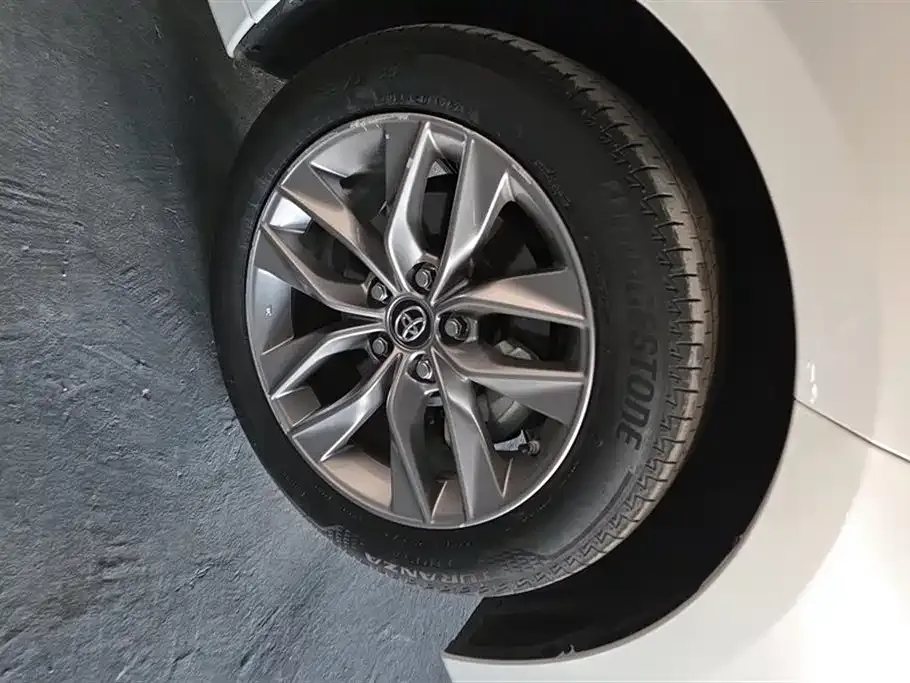 Toyota Avalon 2021 из CN, фото 10