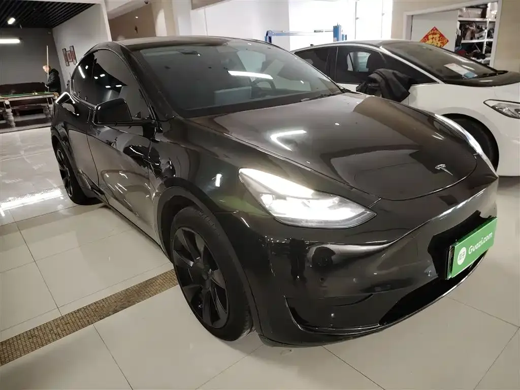Tesla Model Y 2023 из CN, фото 9