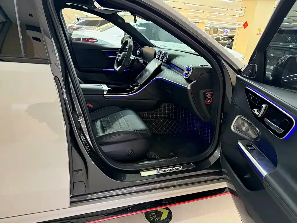 Mercedes-Benz C-Class 2023 из CN, фото 7