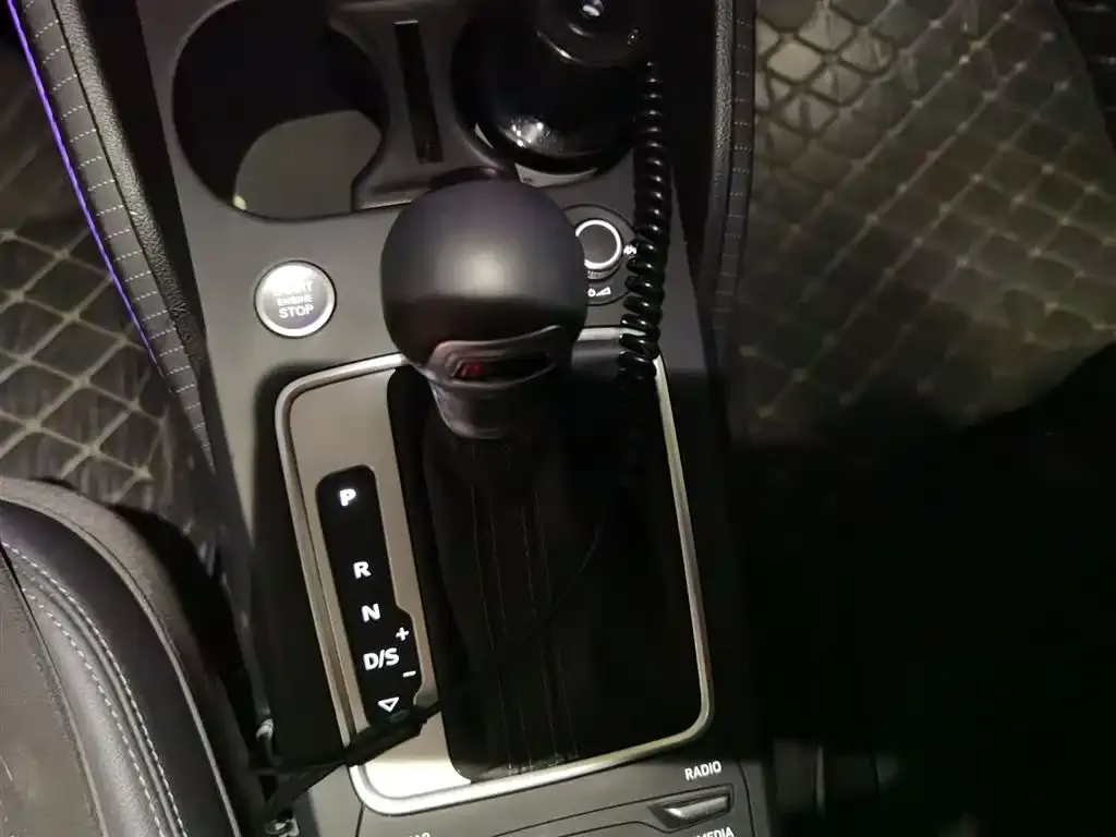 Audi Q2L 2023 из CN, фото 5