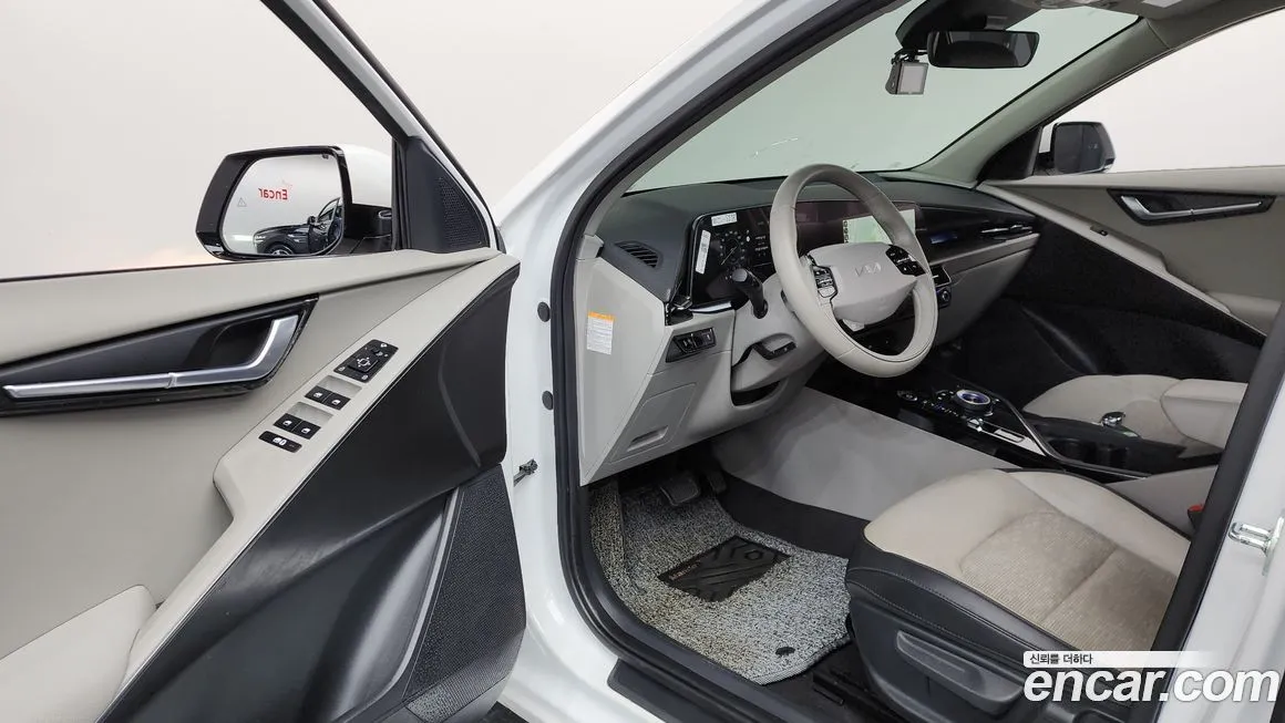 Kia Niro 2023 из KR, фото 4