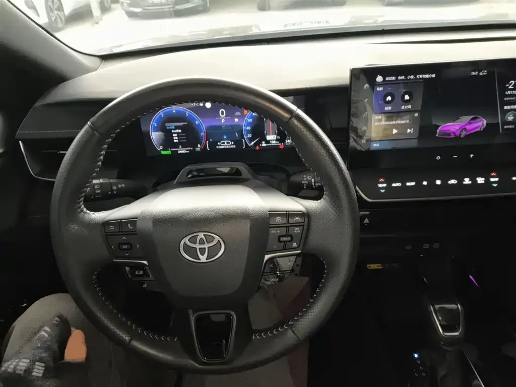Toyota Camry 2024 из CN, фото 7
