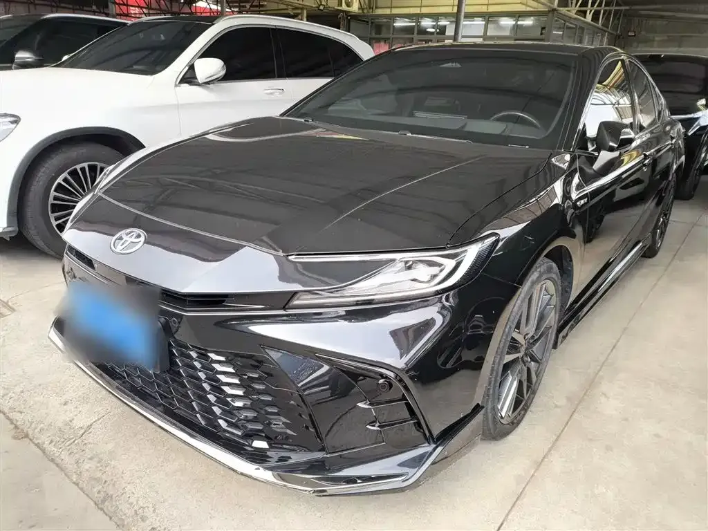 Toyota Camry 2024 из CN, фото 9