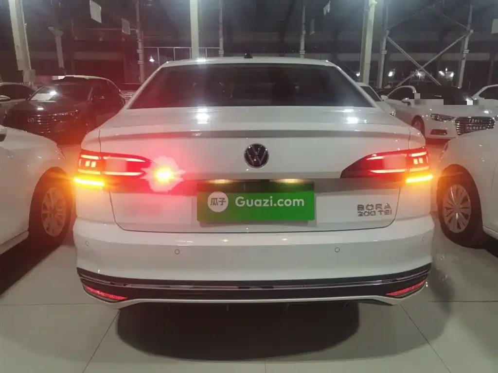 Volkswagen Bora 2024 из CN, фото 9