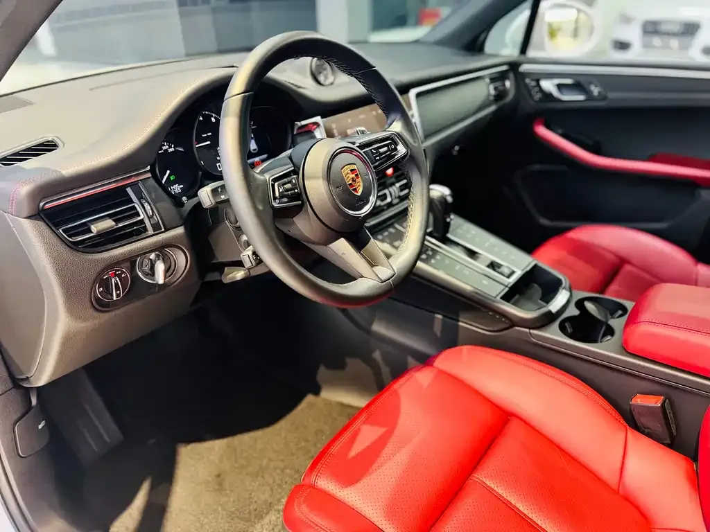 Porsche Macan 2024 из CN, фото 5