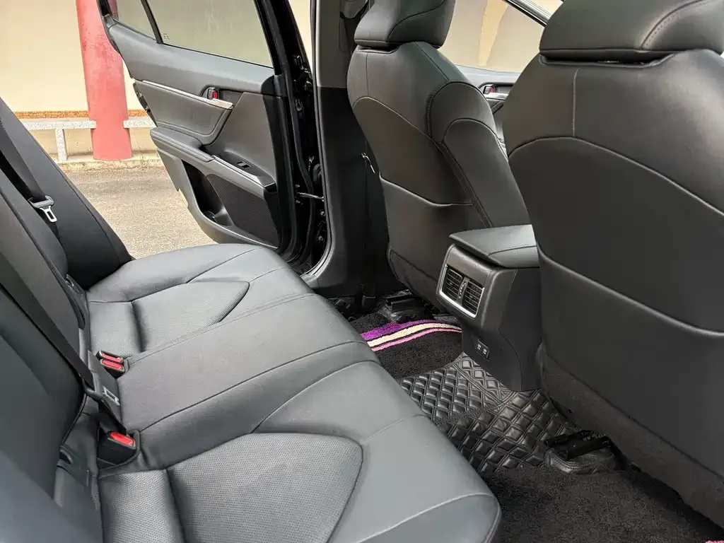 Toyota Camry 2022 из CN, фото 5