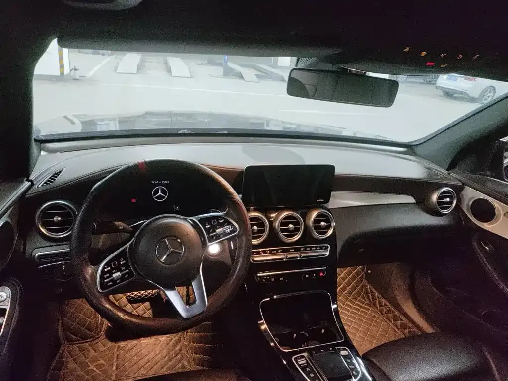 Mercedes-Benz GLC 2021 из CN, фото 8