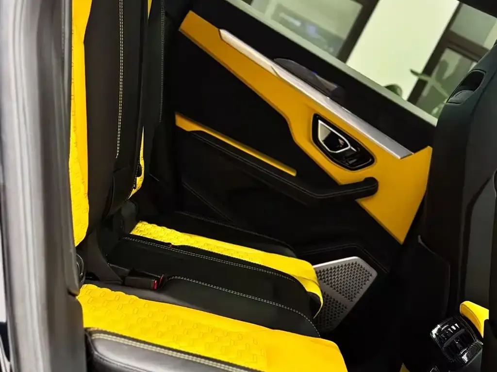 Lamborghini Urus 2022 из CN, фото 3