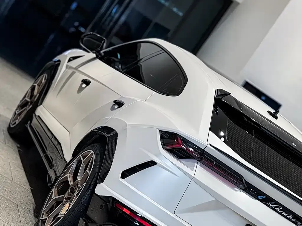 Lamborghini Urus 2022 из CN, фото 10