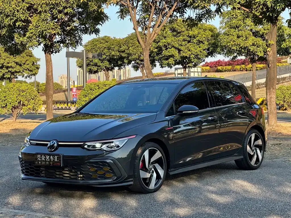 Volkswagen Golf GTI 2022 из CN, фото 1