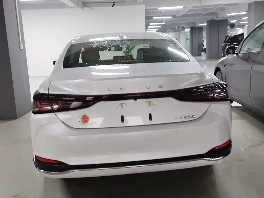 Lexus ES 2026 из CN, фото 8