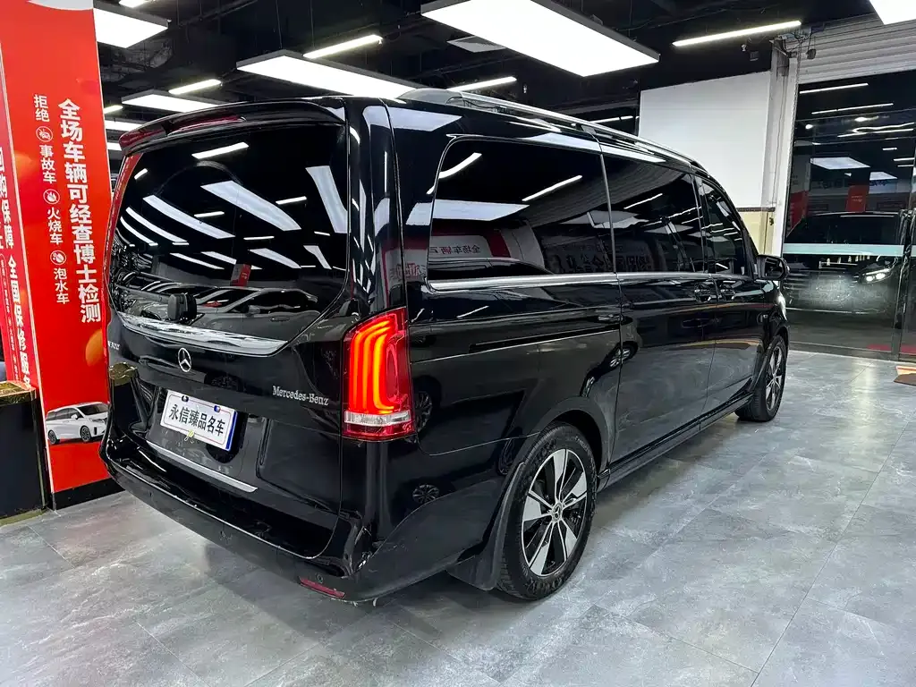Mercedes-Benz V-Class 2021 из CN, фото 10