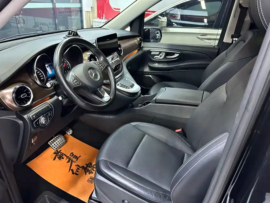 Mercedes-Benz V-Class 2021 из CN, фото 8