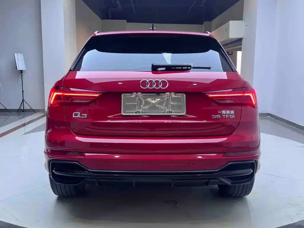 Audi Q3 2021 из CN, фото 2
