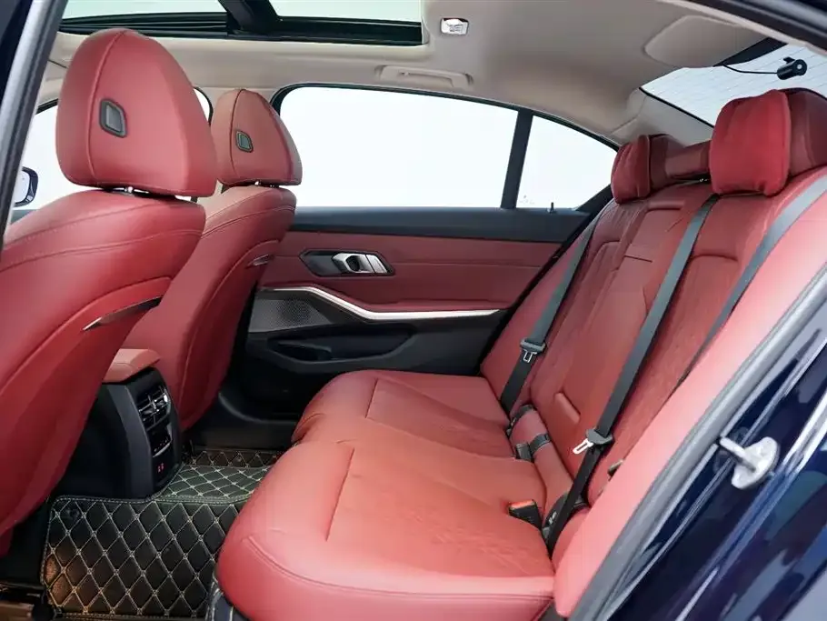BMW 3 Series 2025 из CN, фото 7