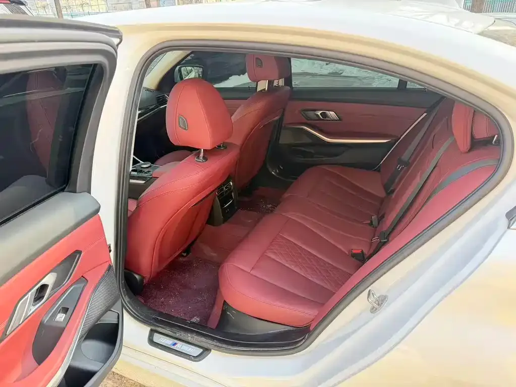 BMW 3 Series 2023 из CN, фото 3