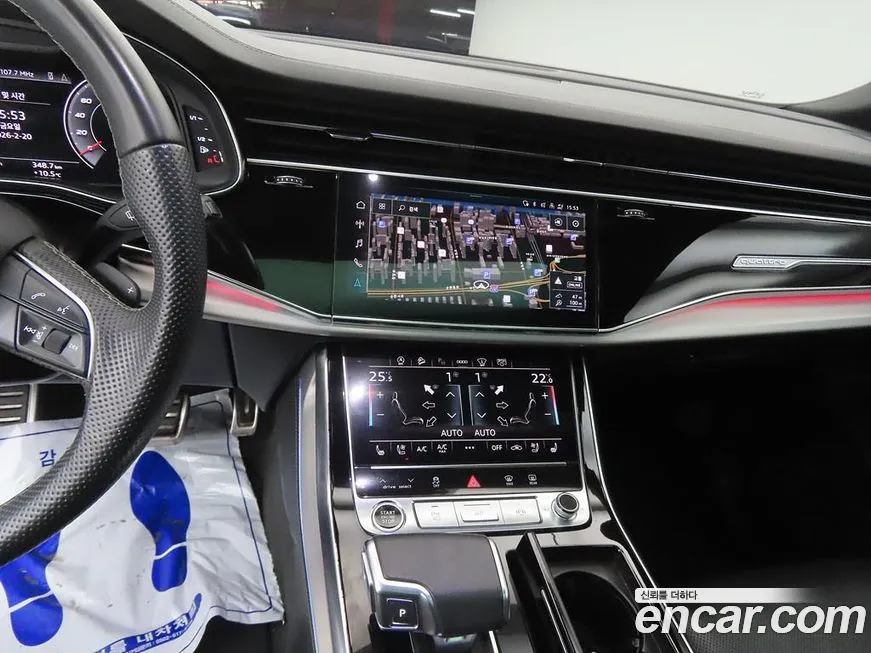 Audi Q8 2021 из KR, фото 7