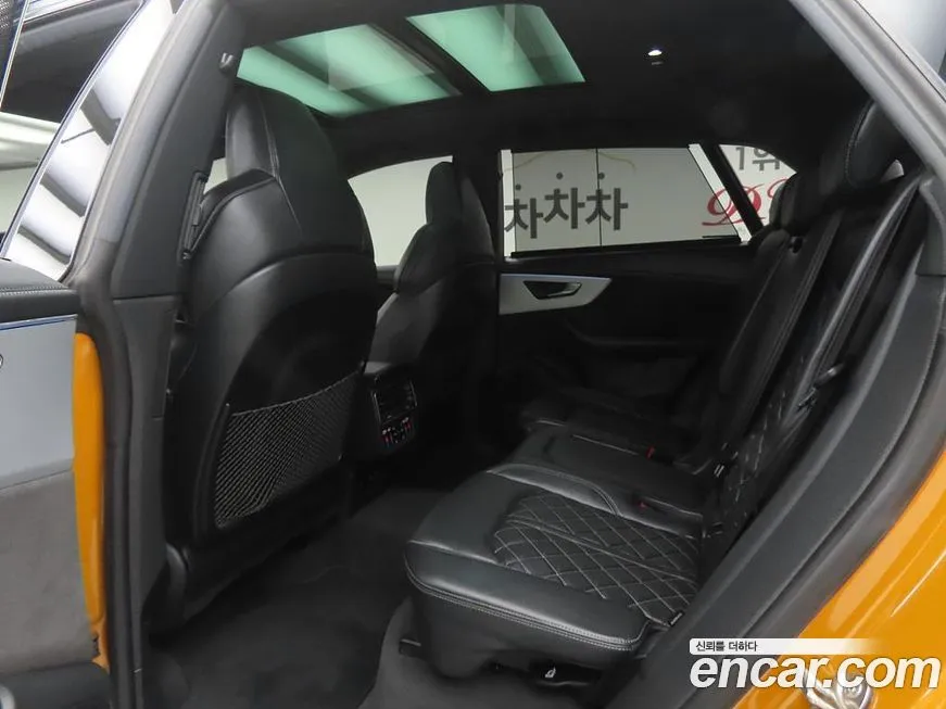 Audi Q8 2021 из KR, фото 3