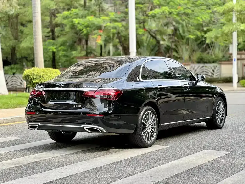 Mercedes-Benz E-Class 2022 из CN, фото 4