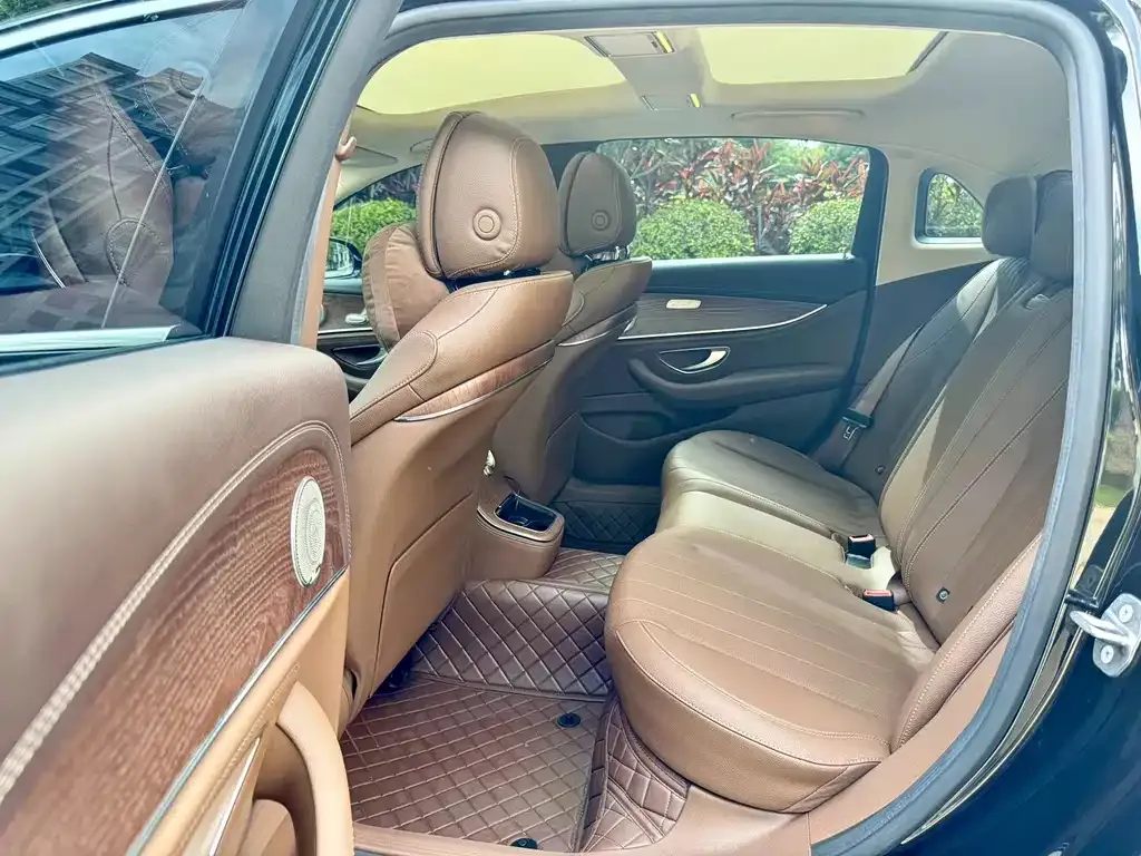 Mercedes-Benz E-Class 2022 из CN, фото 9