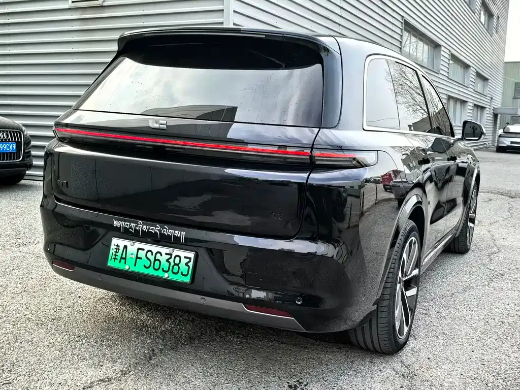 Li Auto L8 2023 из CN, фото 7