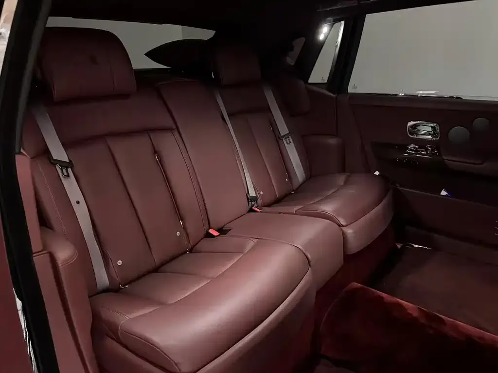 Rolls-Royce Phantom 2022 из CN, фото 2