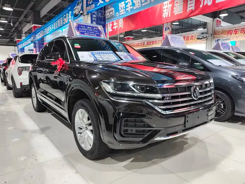 Volkswagen Touareg 2021 из CN, фото 8