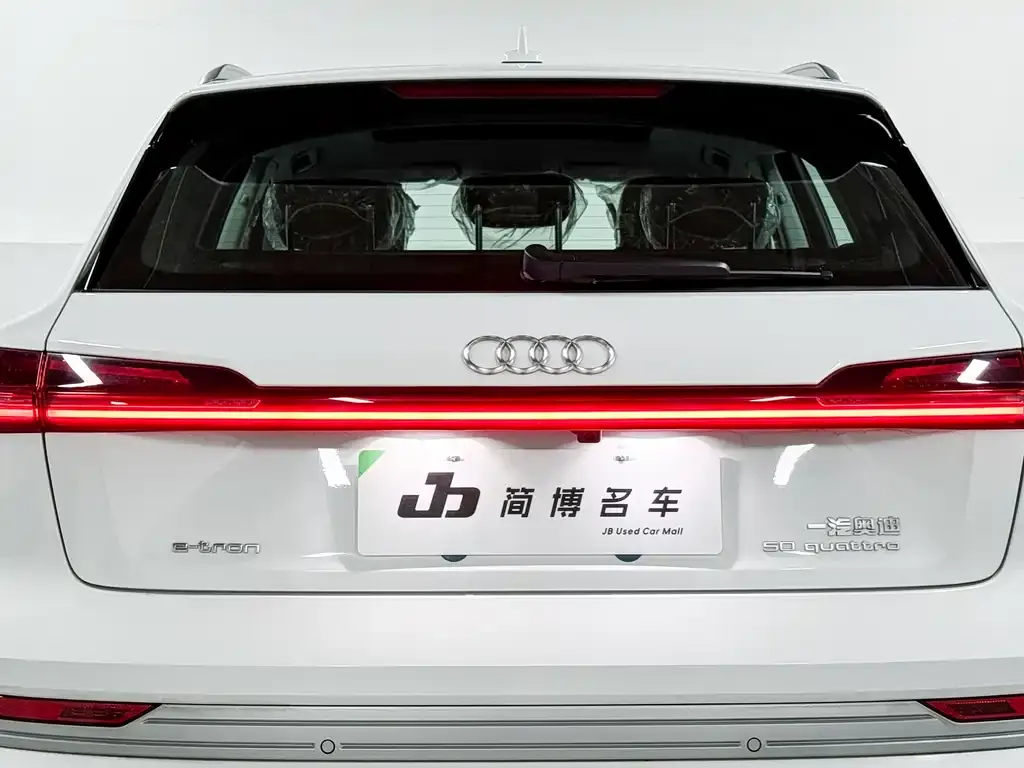 Audi e-tron 2026 из CN, фото 8