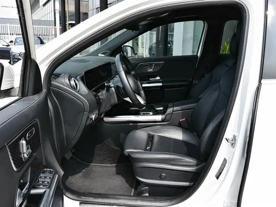 Mercedes-Benz GLA 2024 из CN, фото 8