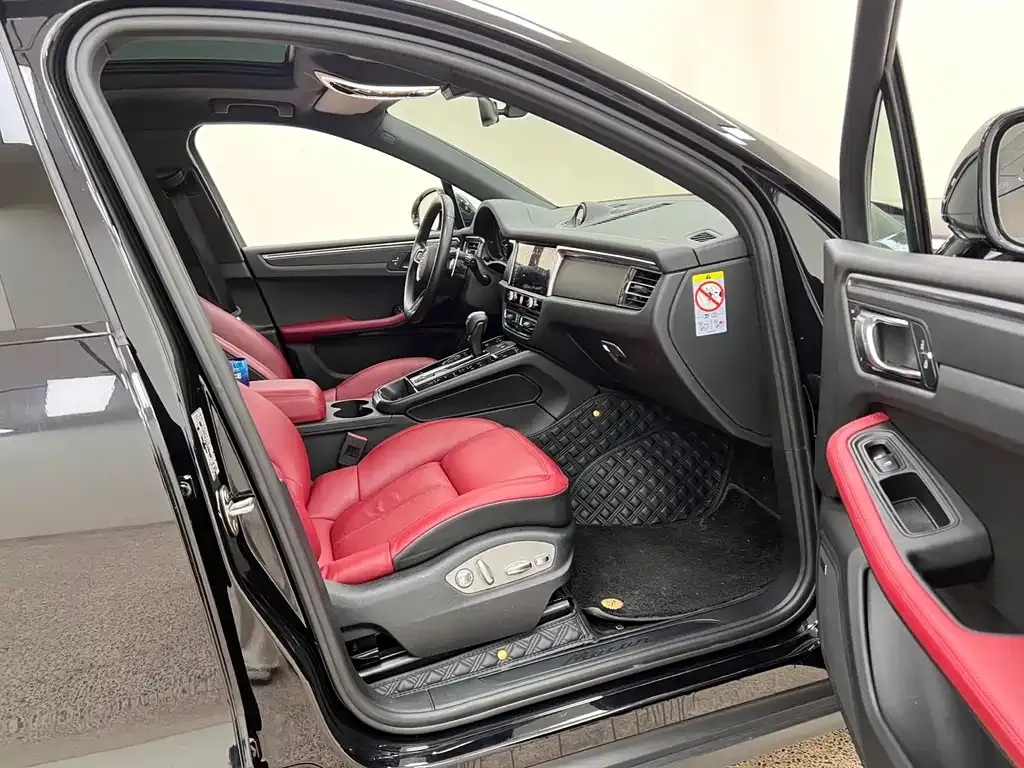 Porsche Macan 2023 из CN, фото 6