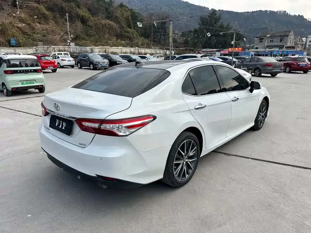 Toyota Camry 2023 из CN, фото 5