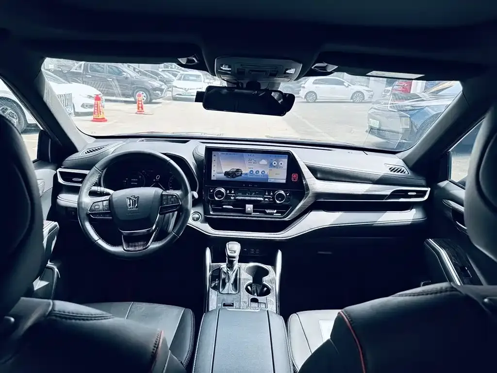 Toyota Crown Kluger 2024 из CN, фото 2