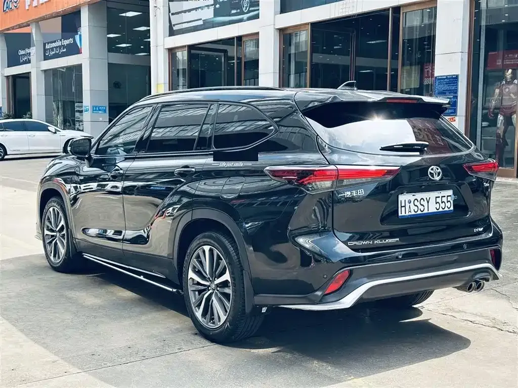 Toyota Crown Kluger 2024 из CN, фото 7
