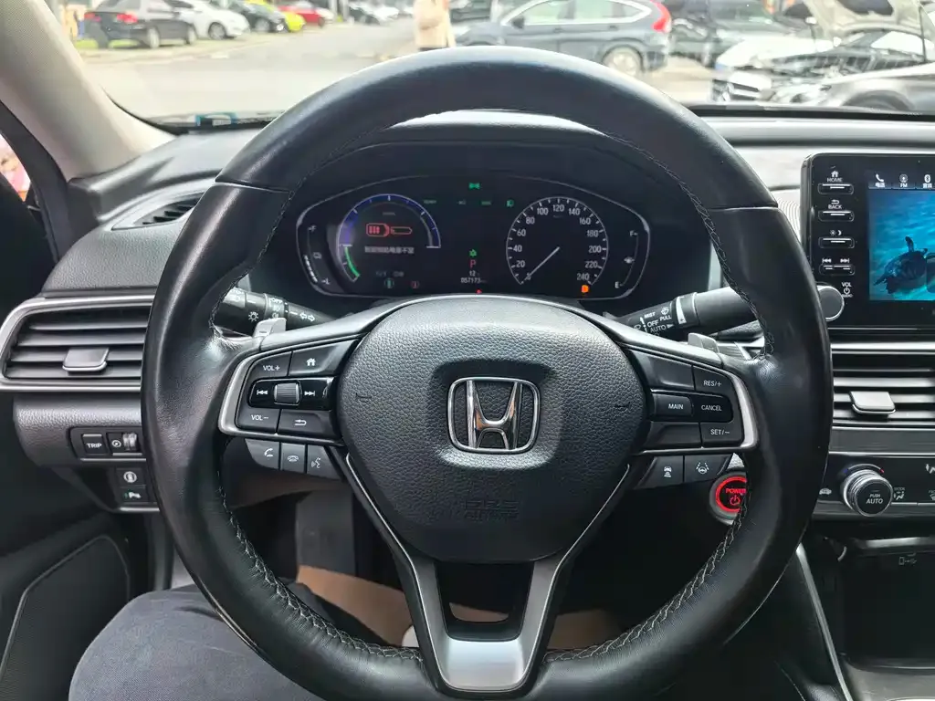 Honda Accord — фото 3