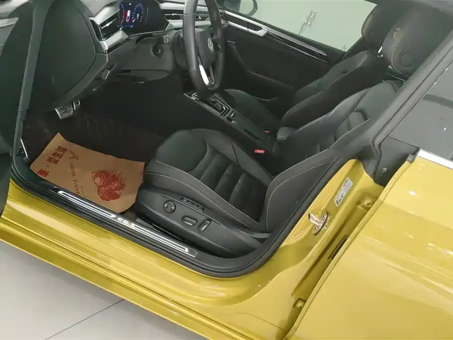 Volkswagen CC 2022 из CN, фото 3