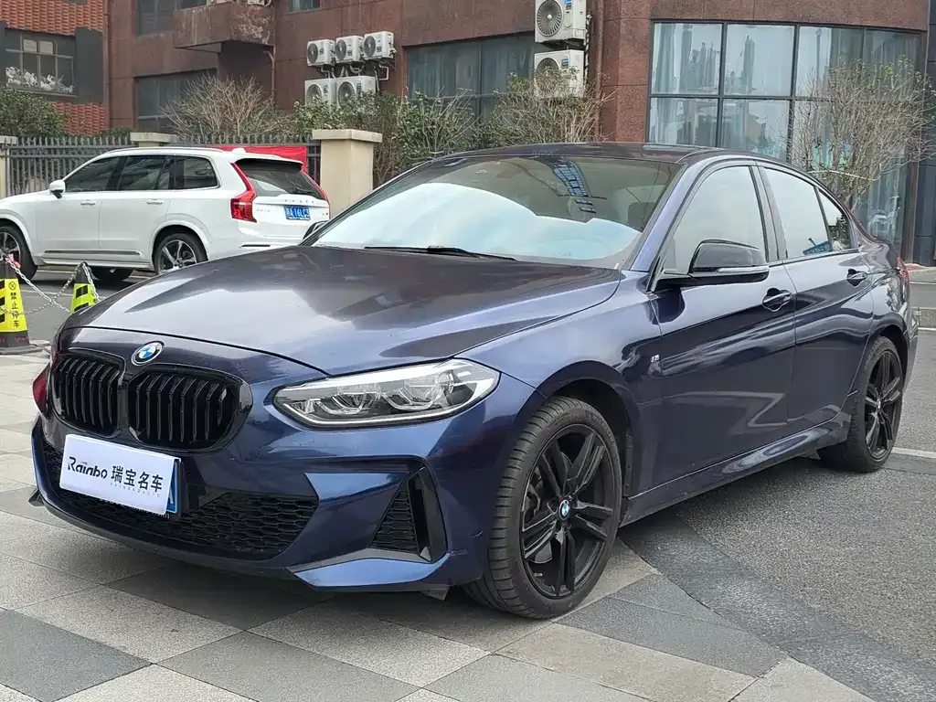 BMW 1 Series 2021 из CN, фото 1