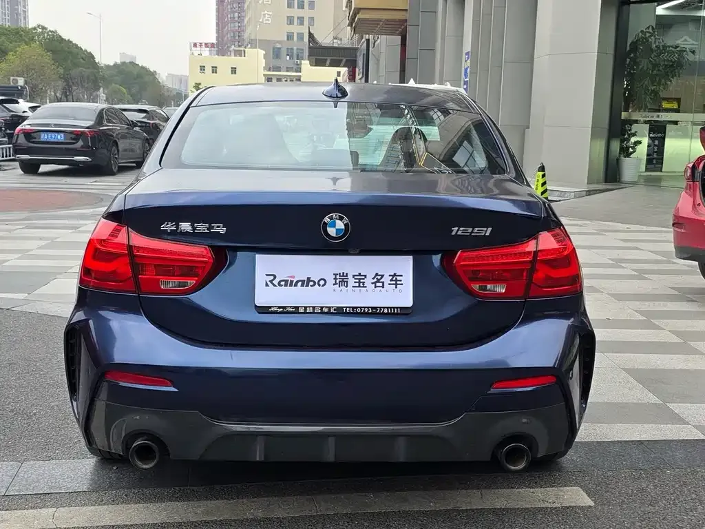 BMW 1 Series 2021 из CN, фото 10