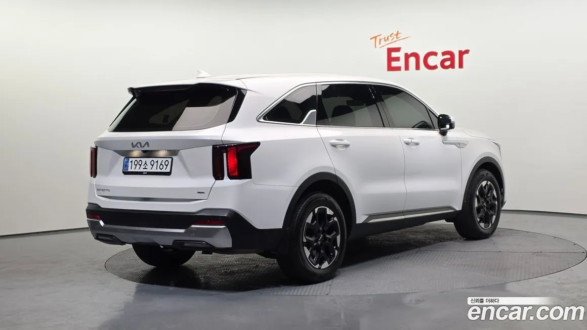 Kia Sorento — фото 3