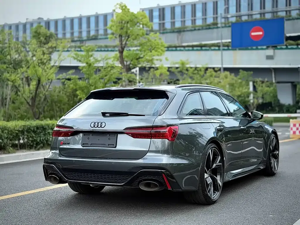 Audi RS 6 2023 из CN, фото 6