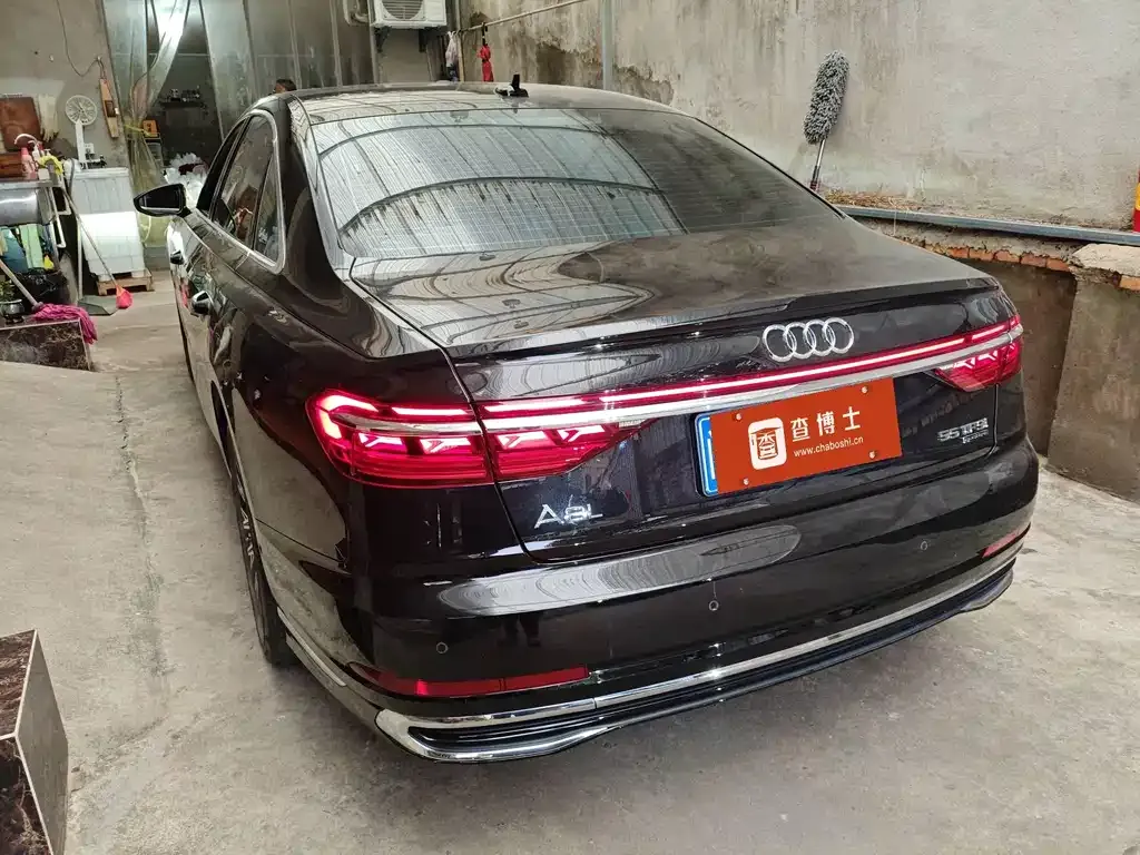 Audi A8 2022 из CN, фото 6