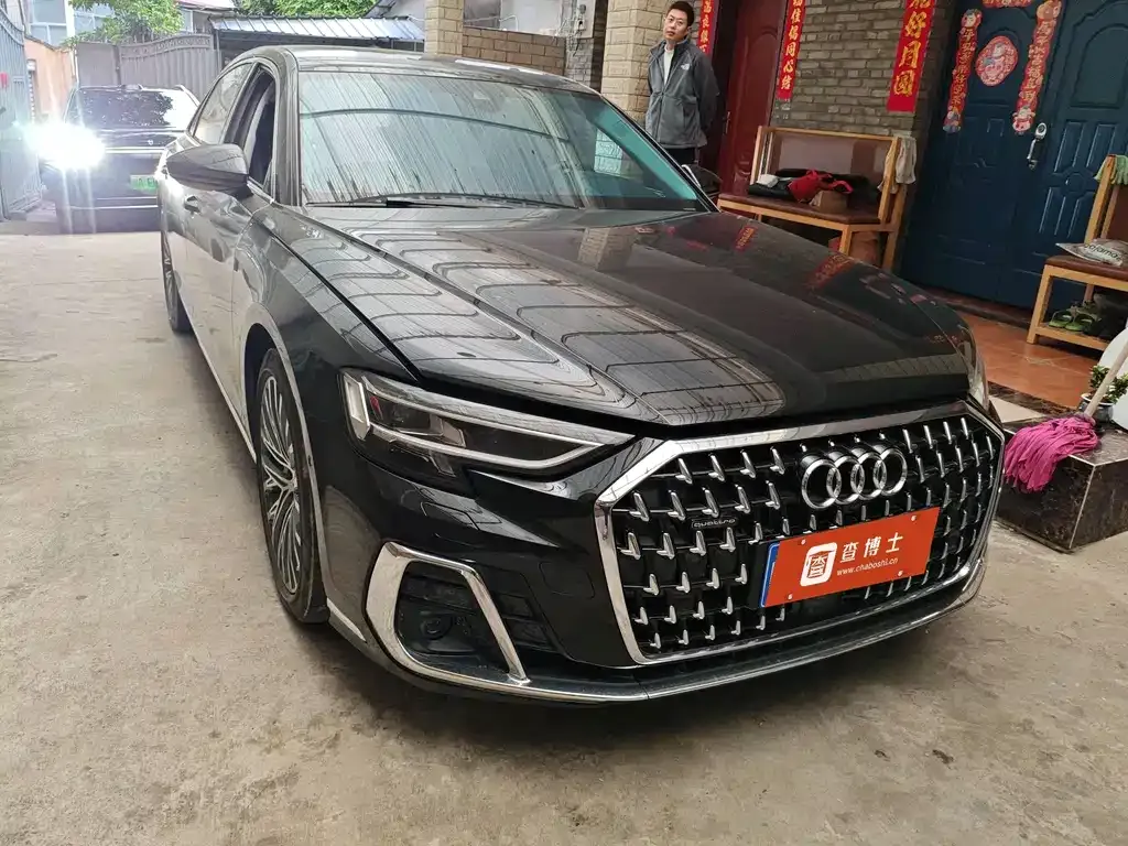 Audi A8 2022 из CN, фото 7