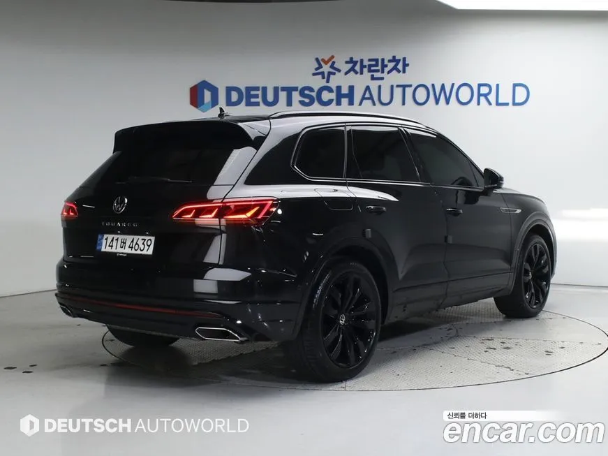 Volkswagen Touareg 2023 из KR, фото 2