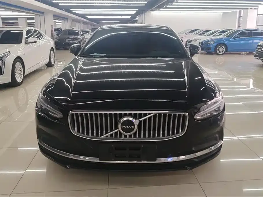 Volvo S90 2024 из CN, фото 5