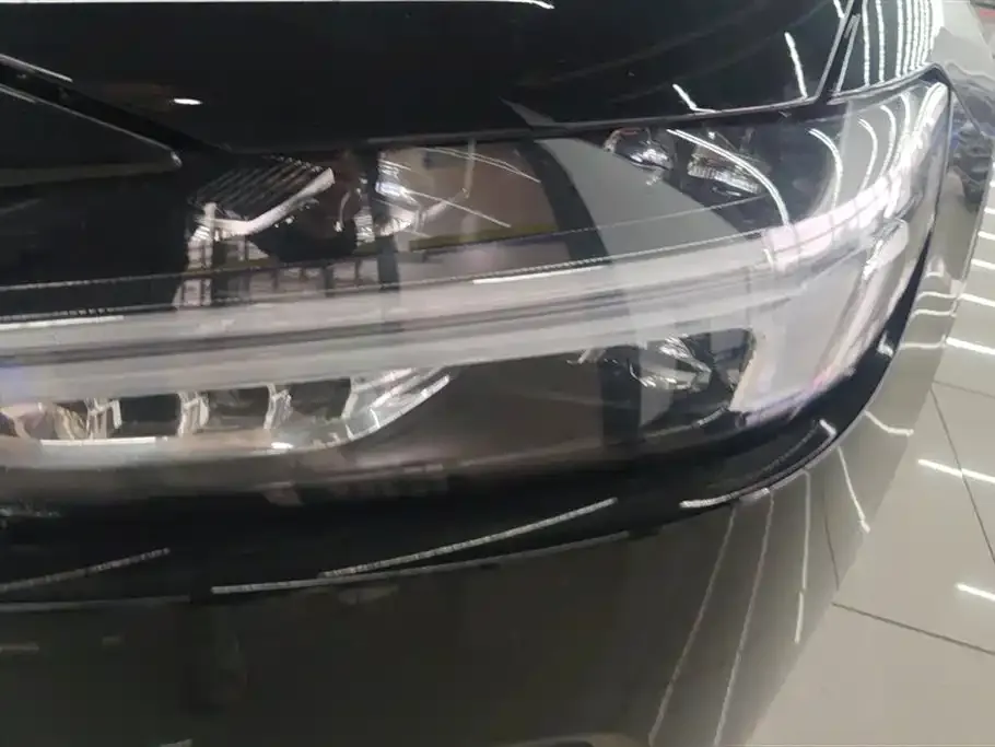 Volvo S90 2024 из CN, фото 2