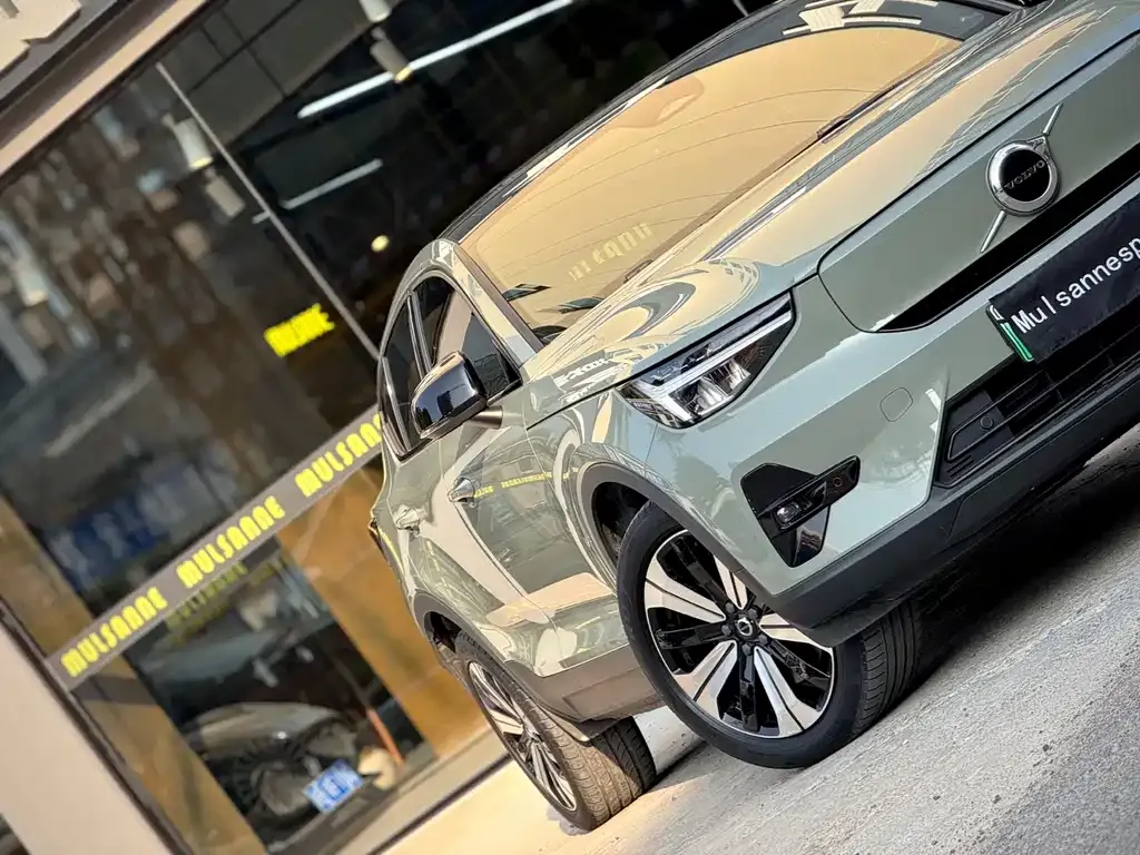 Volvo C40 2023 из CN, фото 8