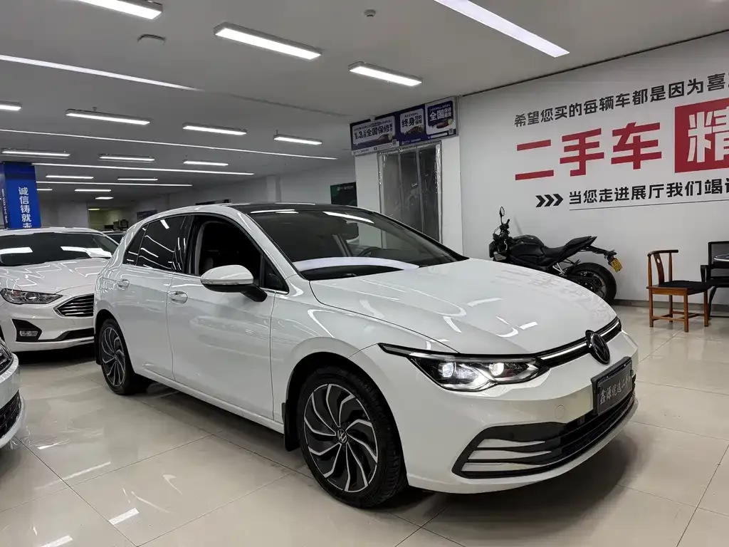 Volkswagen Golf 2022 из CN, фото 4