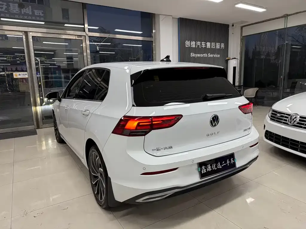 Volkswagen Golf 2022 из CN, фото 8